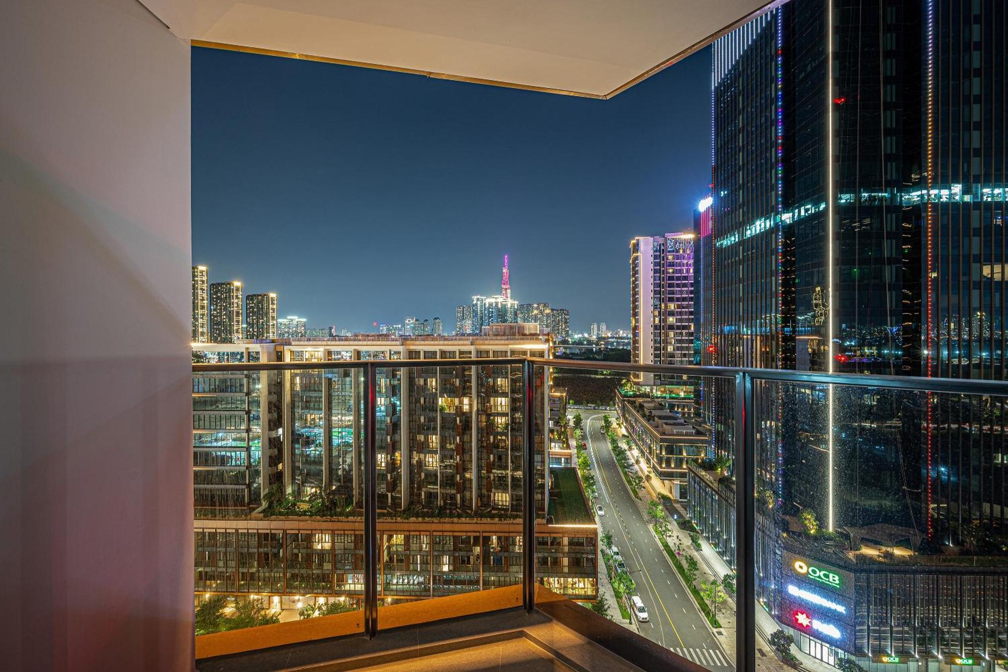 The Metropole Opera By Kaystay Apartment Ho Chi Minh City