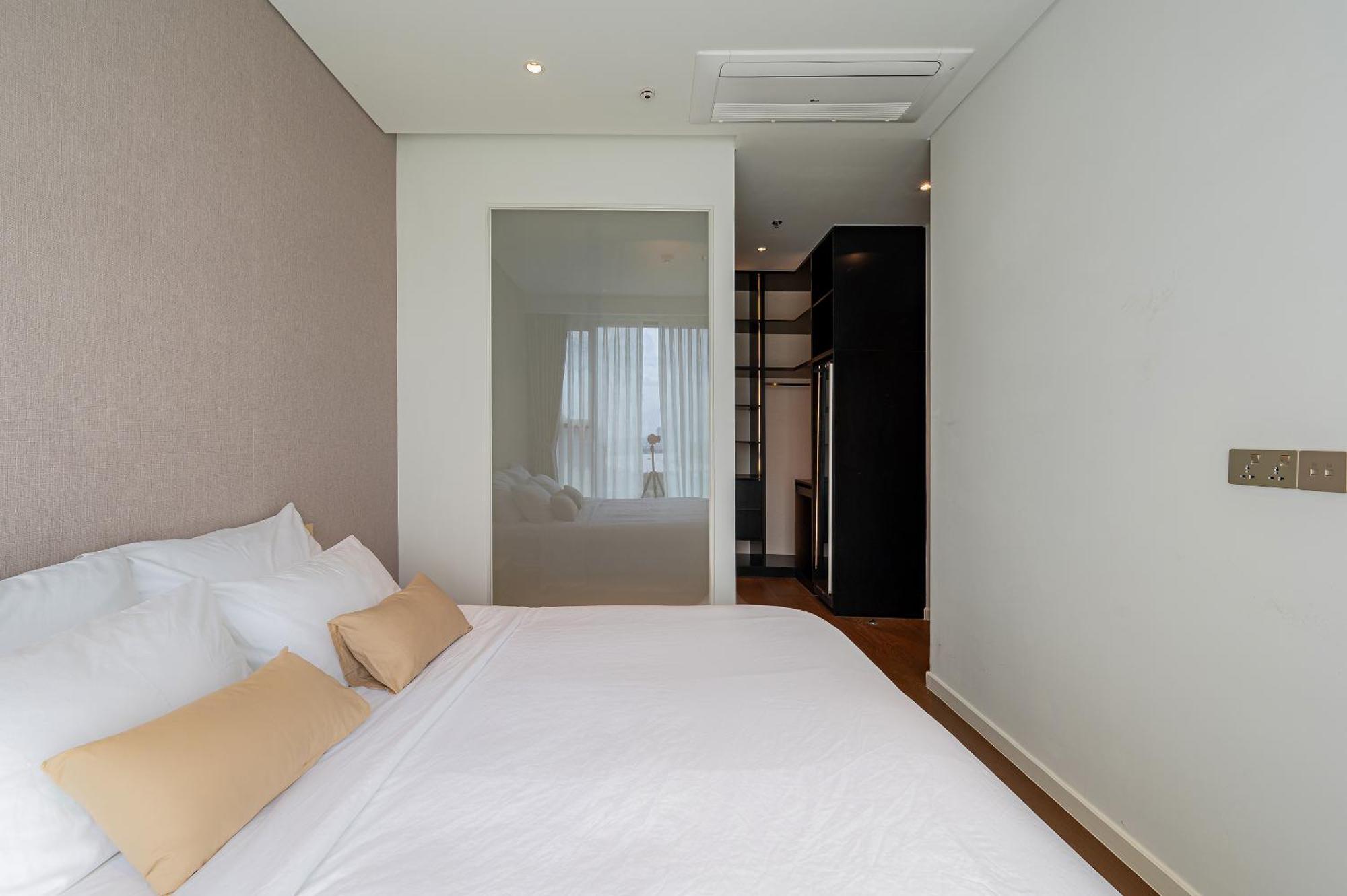 Apartment The Metropole Opera By Kaystay *